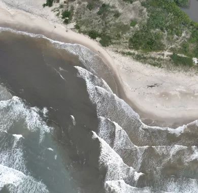 Construção dos molhes de Itapoá - SC