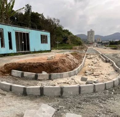 EXECUÇÃO DE OBRAS PARA LIGAÇÃO VIÁRIA DOS BAIRROS VÁRZEA E TABULEIRO DOS OLIVEIRAS - ITAPEMA/SC