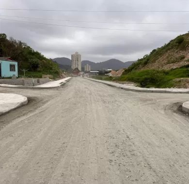 EXECUÇÃO DE OBRAS PARA LIGAÇÃO VIÁRIA DOS BAIRROS VÁRZEA E TABULEIRO DOS OLIVEIRAS - ITAPEMA/SC