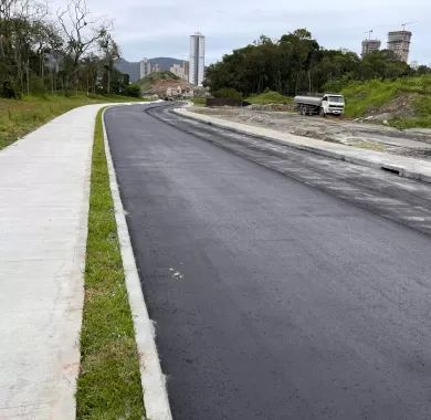 EXECUÇÃO DE OBRAS PARA LIGAÇÃO VIÁRIA DOS BAIRROS VÁRZEA E TABULEIRO DOS OLIVEIRAS - ITAPEMA/SC