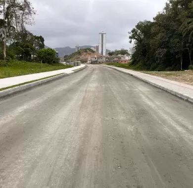 EXECUÇÃO DE OBRAS PARA LIGAÇÃO VIÁRIA DOS BAIRROS VÁRZEA E TABULEIRO DOS OLIVEIRAS - ITAPEMA/SC