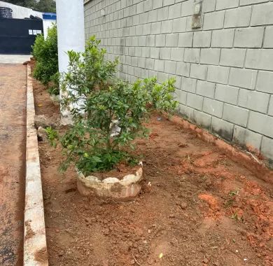 obra de pavimentação asfáltica, drenagem pluvial, ciclofaixa, calçadas e sinalização viária na Avenida Emanuel Pinto - Balneário Piçarras/SC