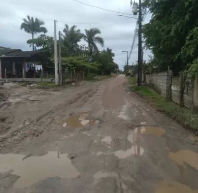 Obra de pavimentação em lajota, drenagem pluvial e sinalização viária das Ruas Santa Luzia e Ilhota, no bairro Itacolomi, Balneário Piçarras/SC