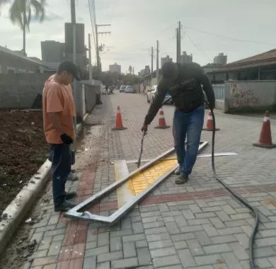 obra de pavimentação em paver, drenagem pluvial e sinalização viária da Rua Rancho Caboclo – Bairro Santo Antônio, Balneário Piçarras/SC