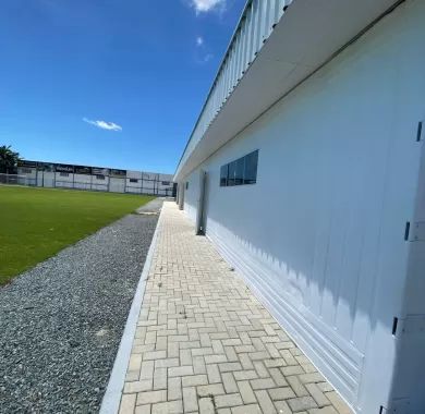 obra de revitalização e modernização do Campo de Futebol Municipal Quinca Ludo em Balneário Piçarras/SC