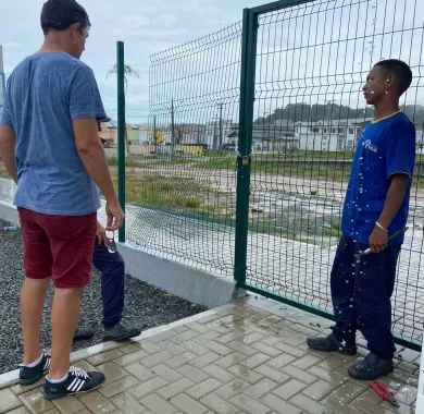 obra de revitalização e modernização do Campo de Futebol Municipal Quinca Ludo em Balneário Piçarras/SC