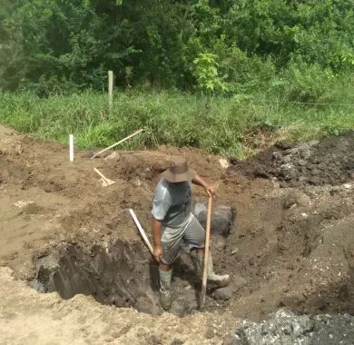 OBRA DE PAVIMENTAÇÃO ASFÁLTICA E EM PAVER RUAS JOSÉ DA COSTA FLORES E VEREADOR ALMIRO BERNARDO DA SILVA – CENTRO, BALNEÁRIO PIÇARRAS/SC