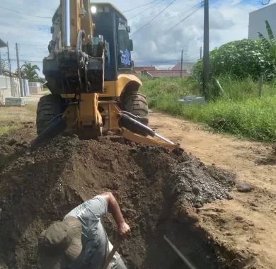 OBRA DE PAVIMENTAÇÃO ASFÁLTICA E EM PAVER RUAS JOSÉ DA COSTA FLORES E VEREADOR ALMIRO BERNARDO DA SILVA – CENTRO, BALNEÁRIO PIÇARRAS/SC