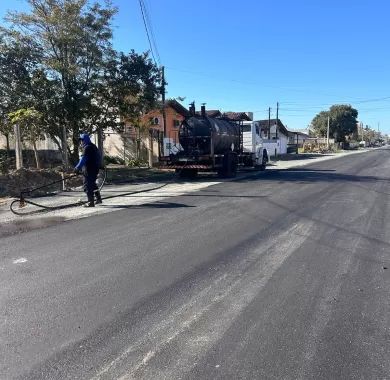 Pavimentação asfáltica e sinalização viária das ruas Das Acácias, Das Rosas e Das Begônias, no Bairro Nossa Senhora da Paz,  Balneário Piçarras - SC