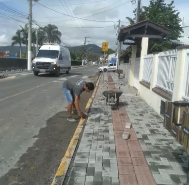 Reurbanização da Rua 5000 – Trecho 03 (entre as ruas Maria Pinto Santana e Manoel Ferreira) – Bairro Nossa Senhora da Paz, Balneário Piçarras/SC